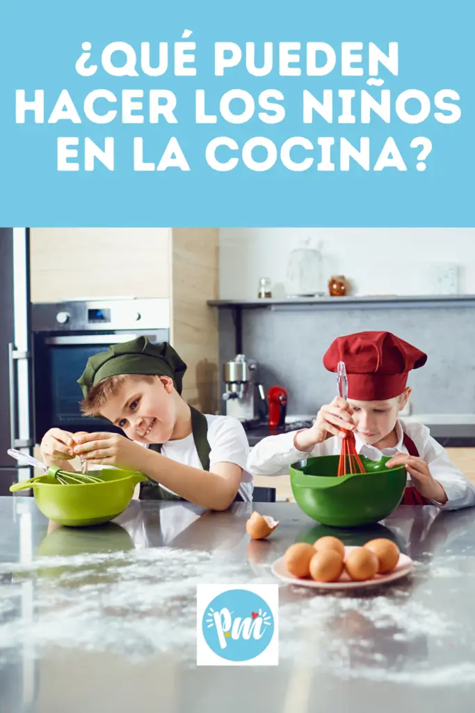 Niños en la cocina poster