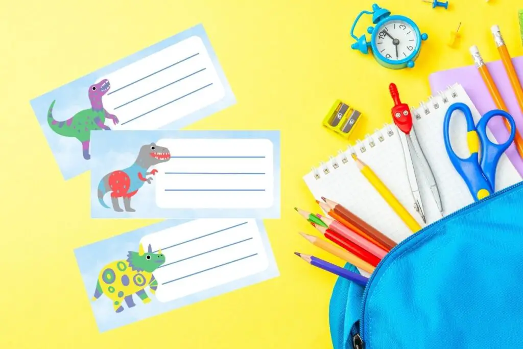 Etiquetas imprimibles para marcar cuadernos para niños